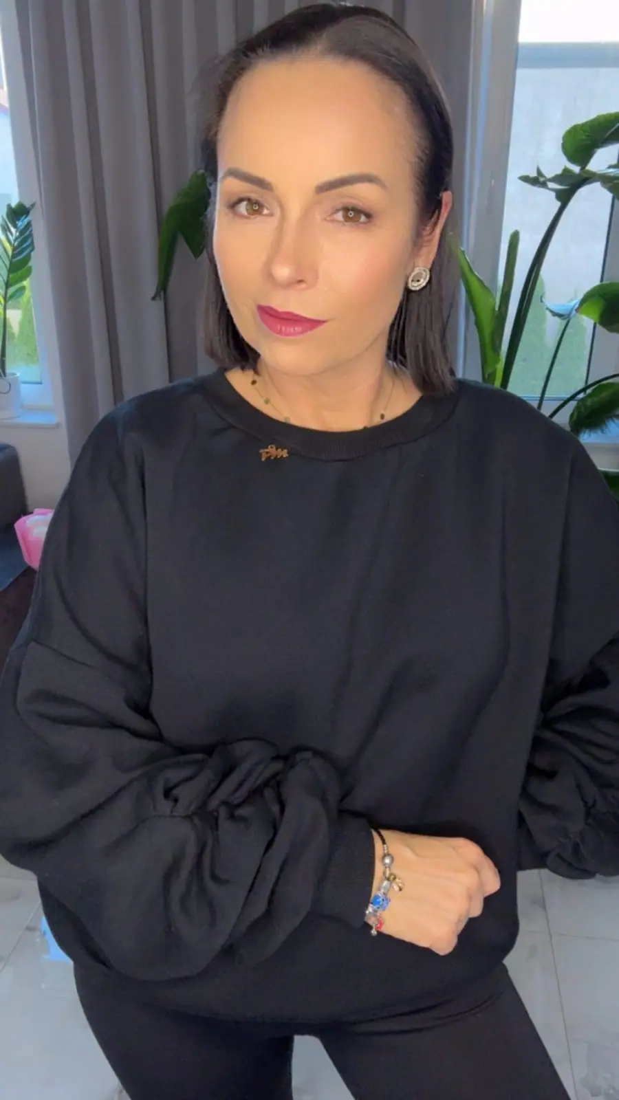Bluza Pink Mania czarna ciepła długa