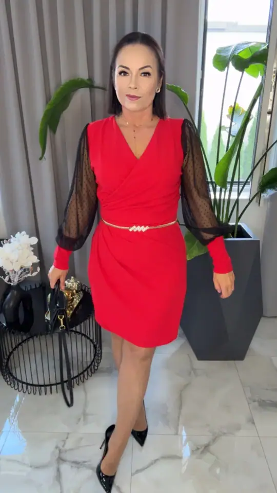 Sukienka czerwona elegancka, zdjęcie 1 z 2 — odzież damska Victoria Fashion
