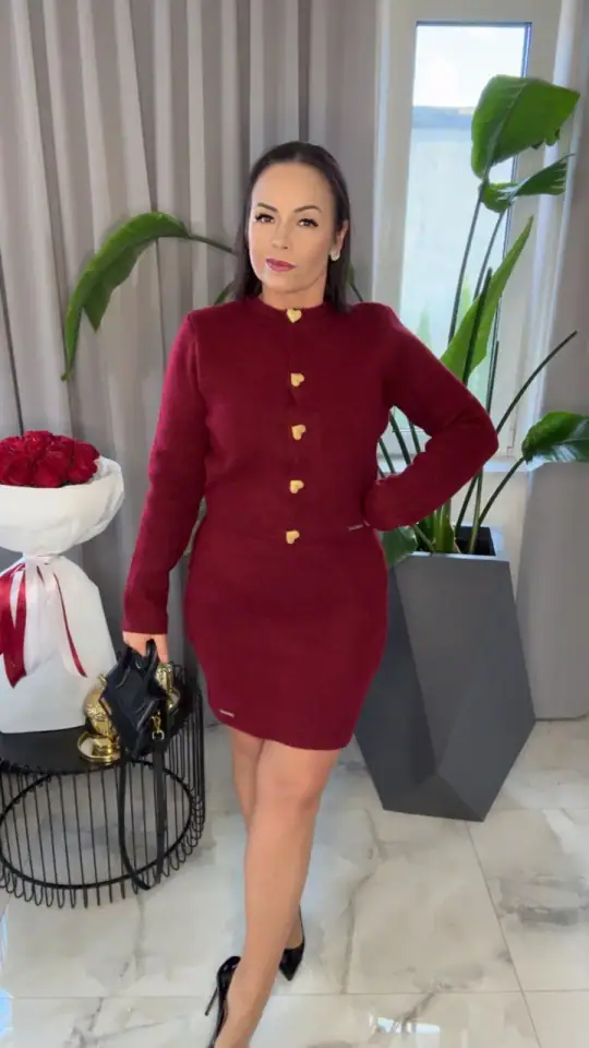 Komplet Lola Bianka dzianinowy bordowy, zdjęcie 1 z 2 – odzież damska Victoria Fashion