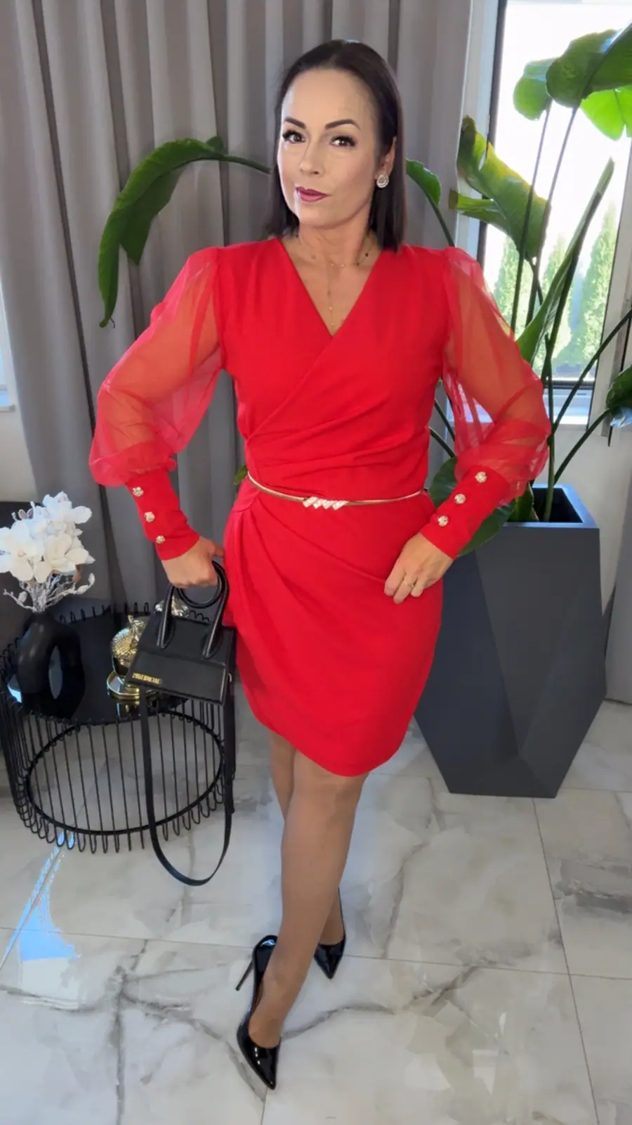 Sukienka czerwona elegancka z tiulem — miniatura 7 z 12