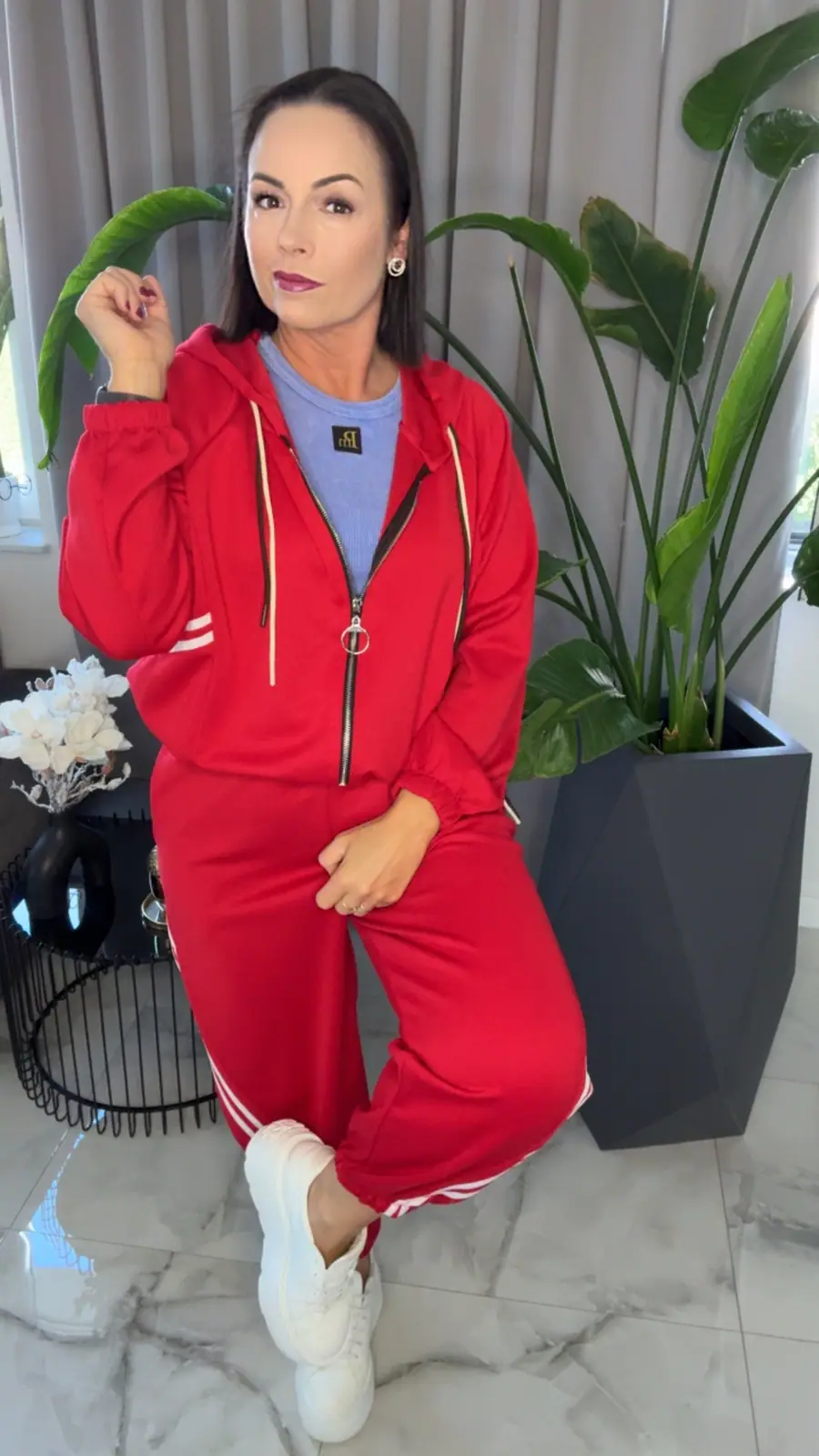 Dres czerwony wygodny komplet bluza spodnie — miniatura 6 z 10