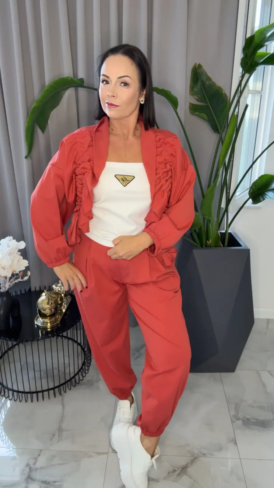 Dres ceglasty piękny komplet bluza spodnie, zdjęcie 1 z 2 — odzież damska Victoria Fashion