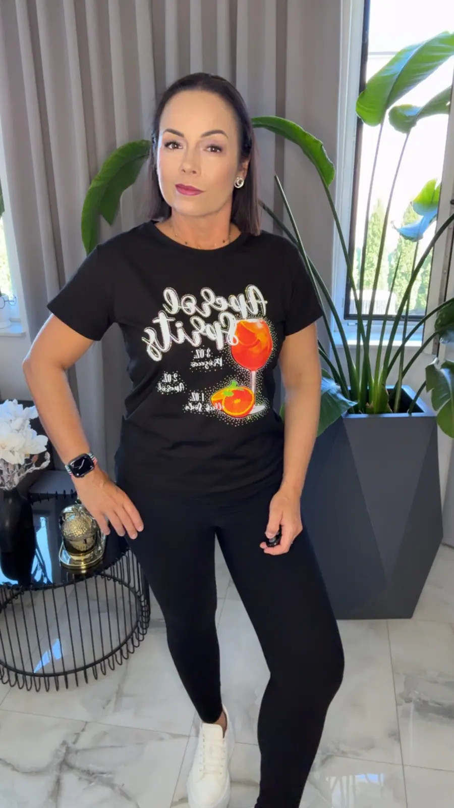 Bluzka bawełniana czarny tshirt z nadrukiem