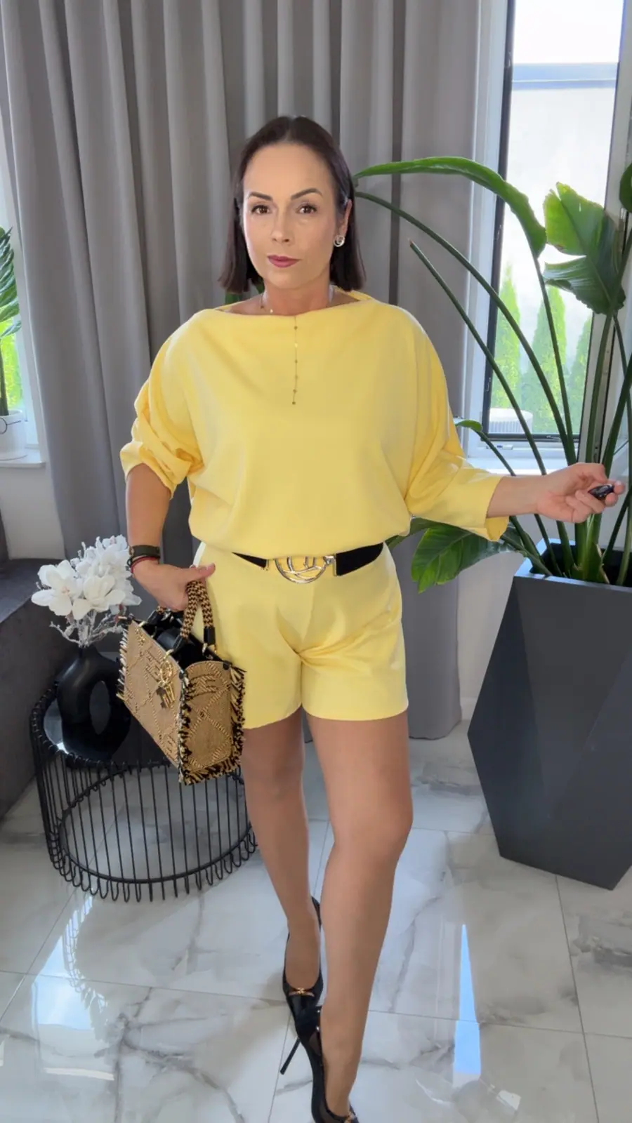 Komplet żółty letni dres bluza spodenki