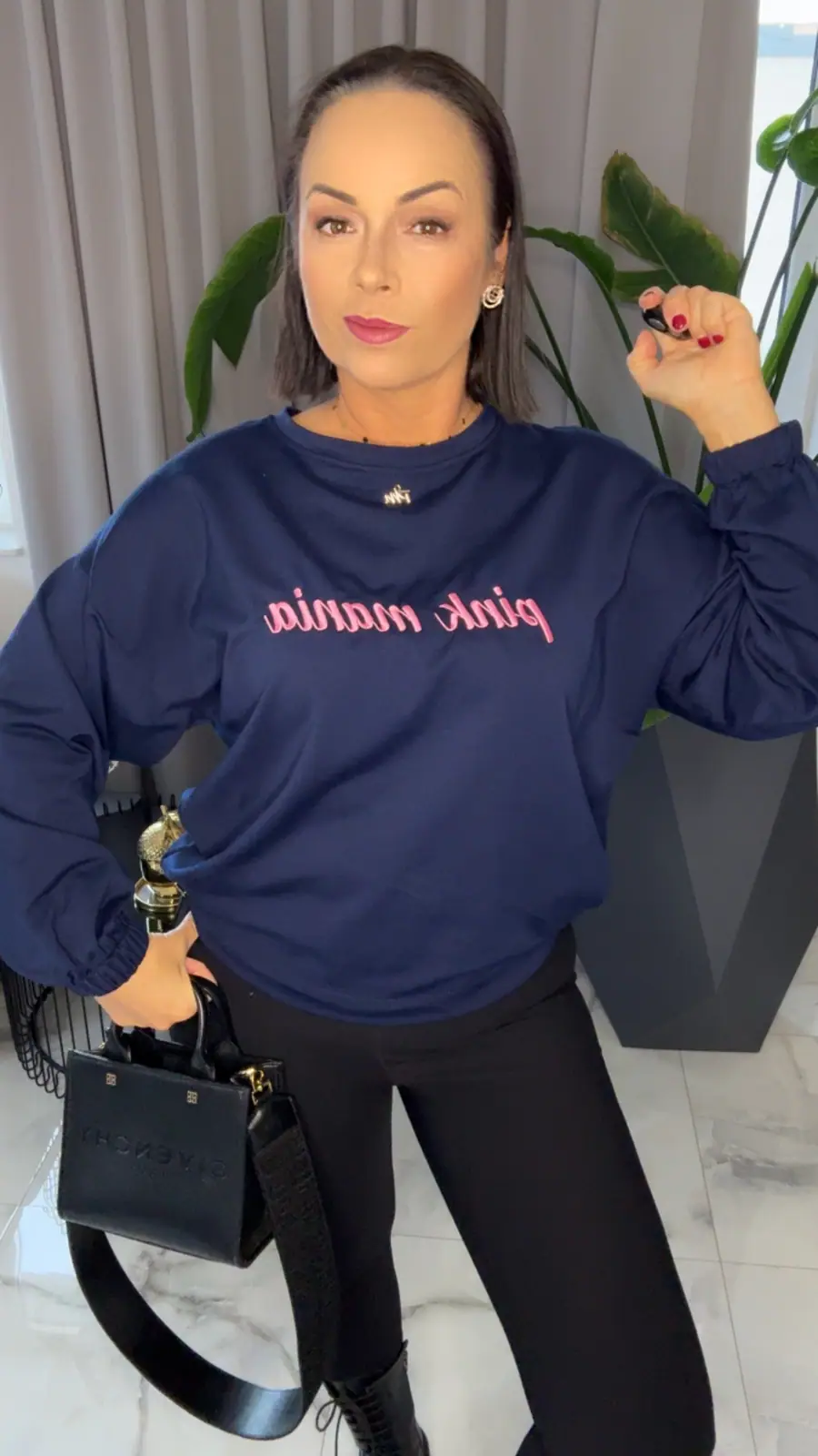 Bluza Pink mania granatowa lekka, lola bianka, zdjęcie 2 z 2 — odzież damska Victoria Fashion
